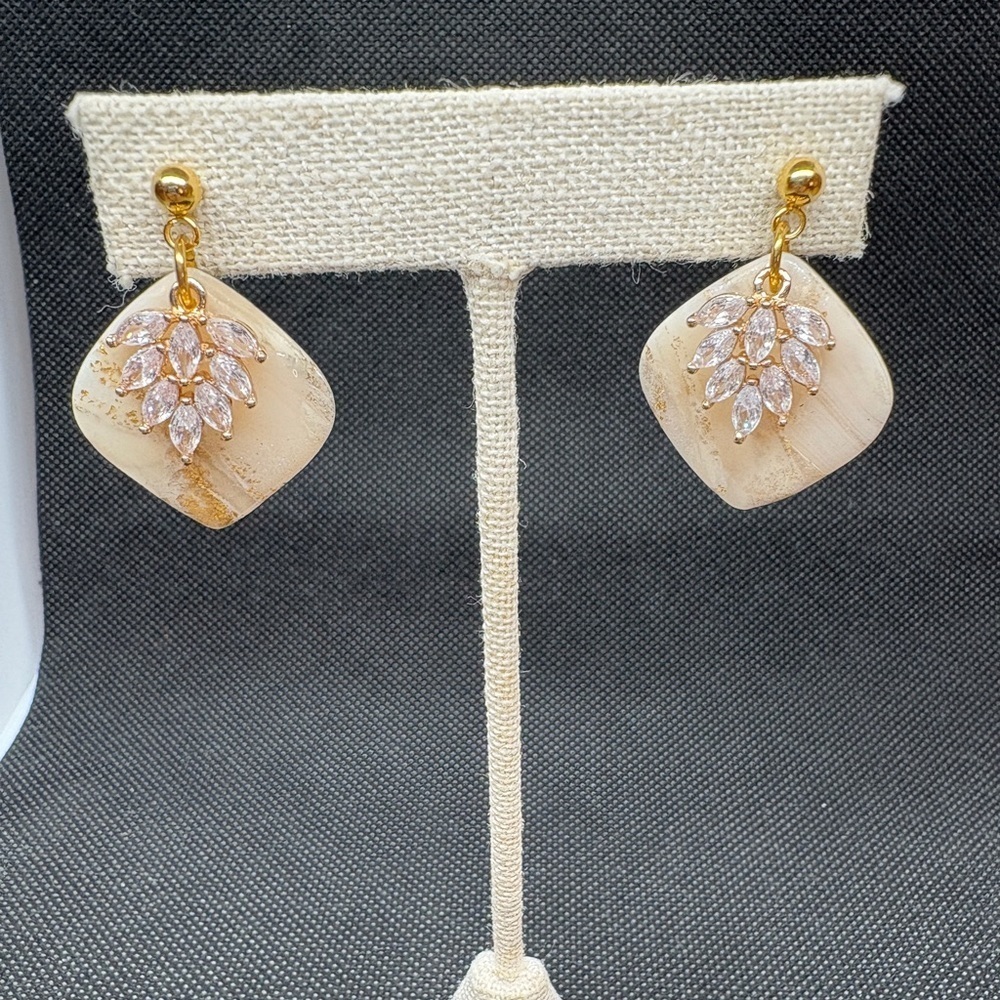 Elegant Marbled Resin & Clear Crystals set in gold-tone Overlay Earrings